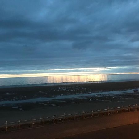 블랙풀 The Jewel Of The Sea B&B 외부 사진