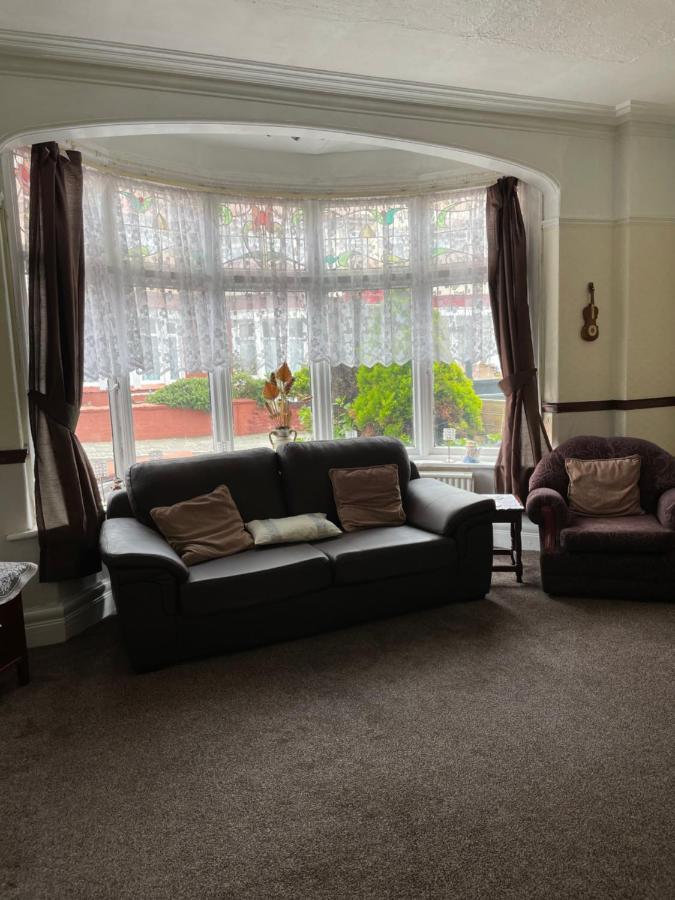 블랙풀 The Jewel Of The Sea B&B 외부 사진
